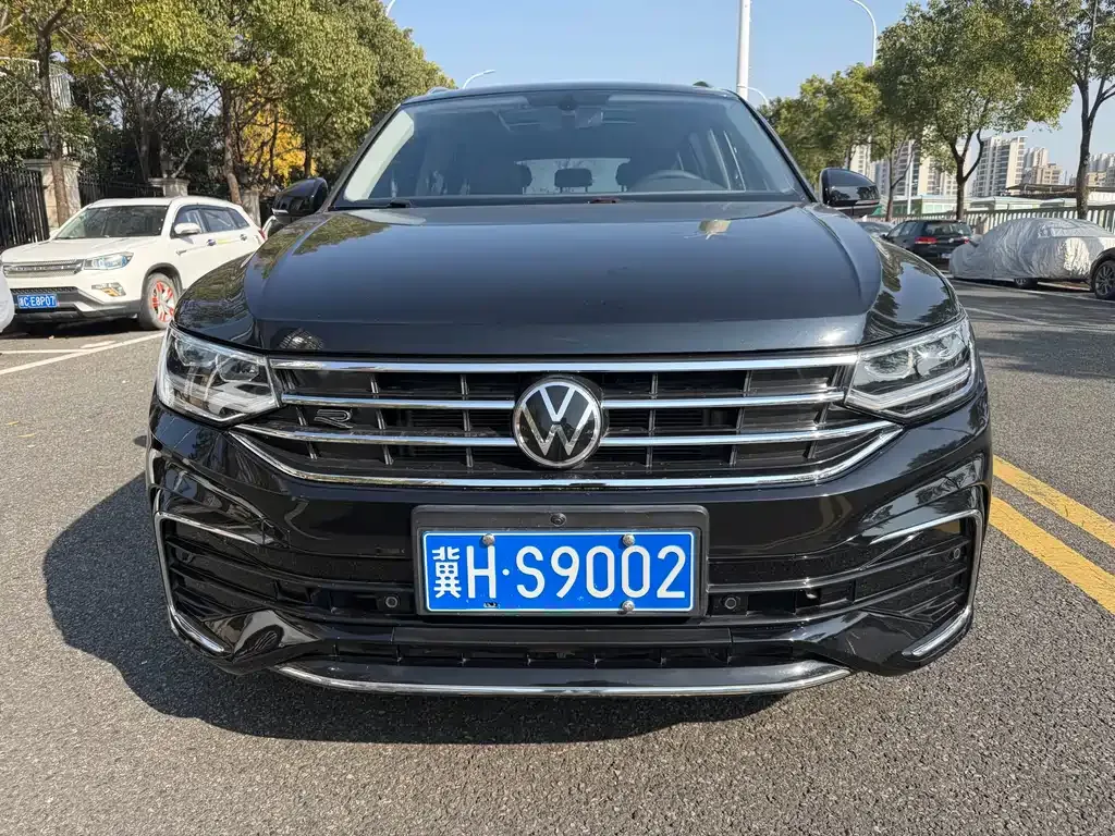 Volkswagen Tiguan L 2023 из CN, фото 8