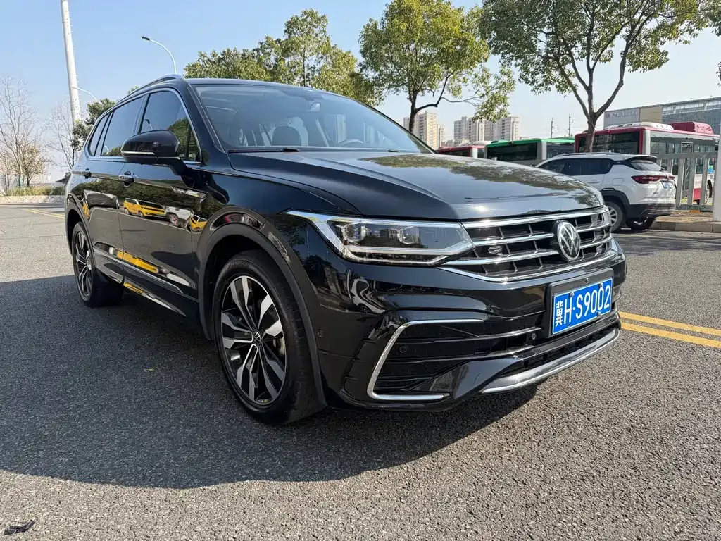 Volkswagen Tiguan L 2023 из CN, фото 9