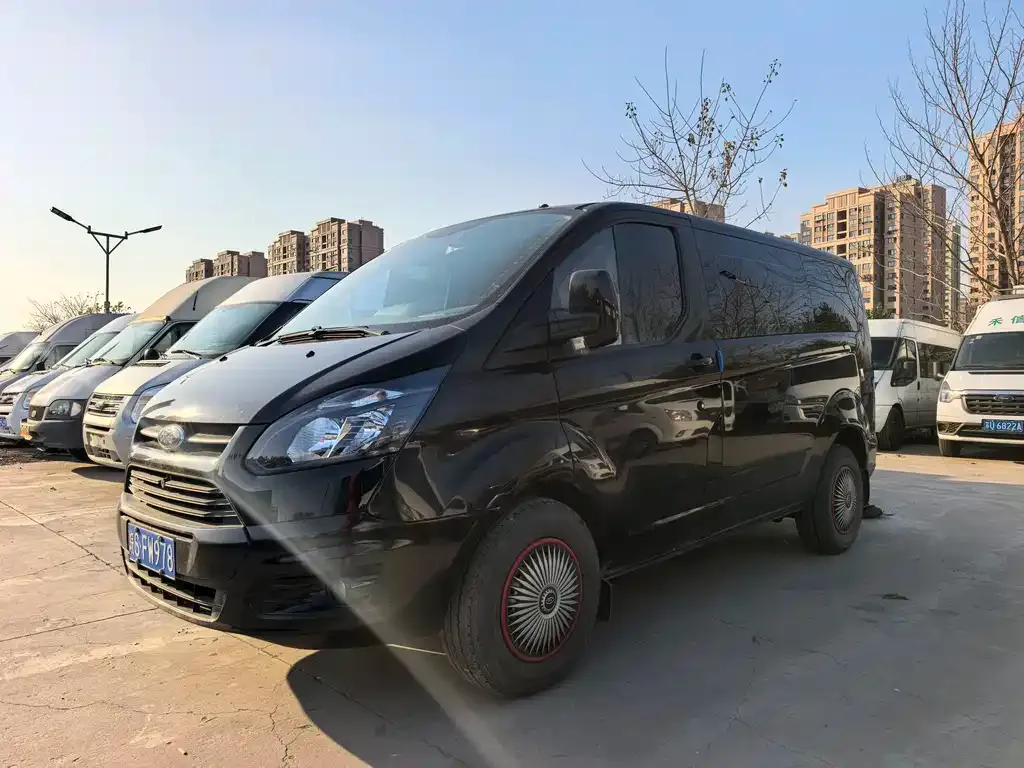 Ford Transit 2022 из CN, фото 1