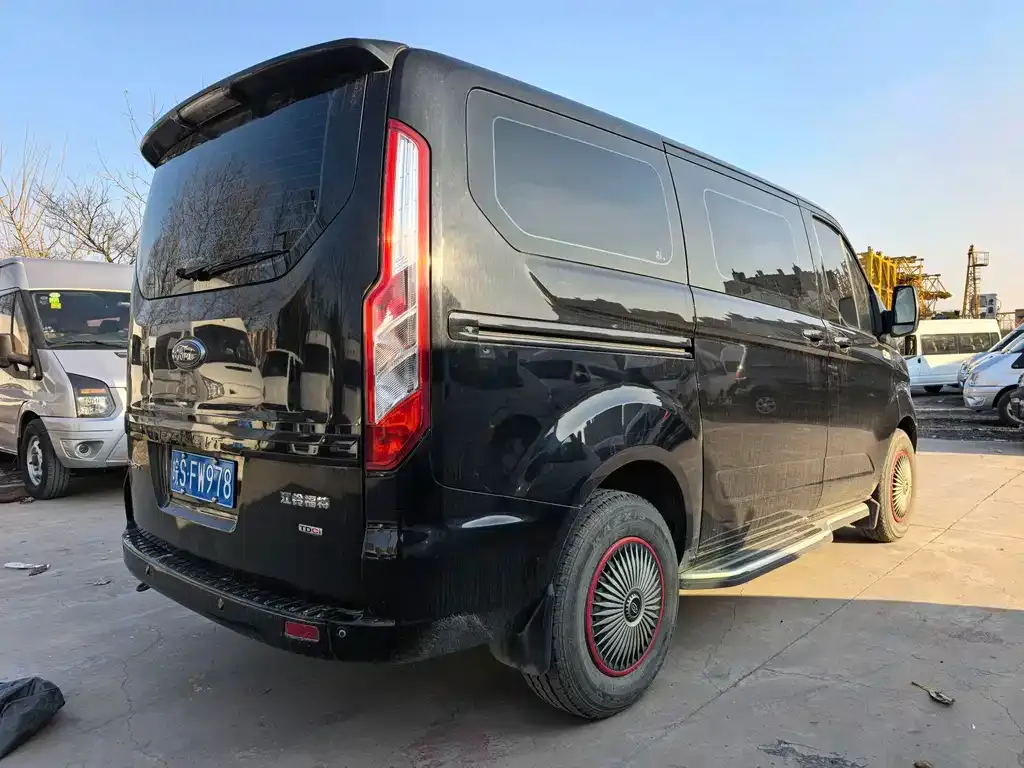 Ford Transit 2022 из CN, фото 10