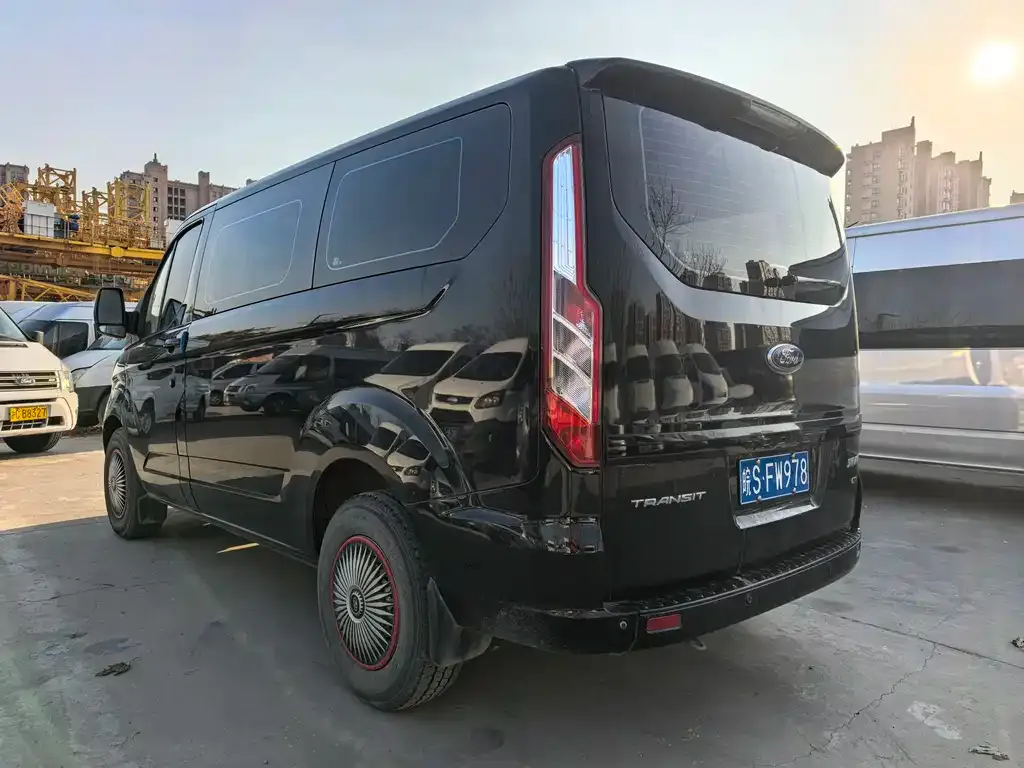 Ford Transit 2022 из CN, фото 5