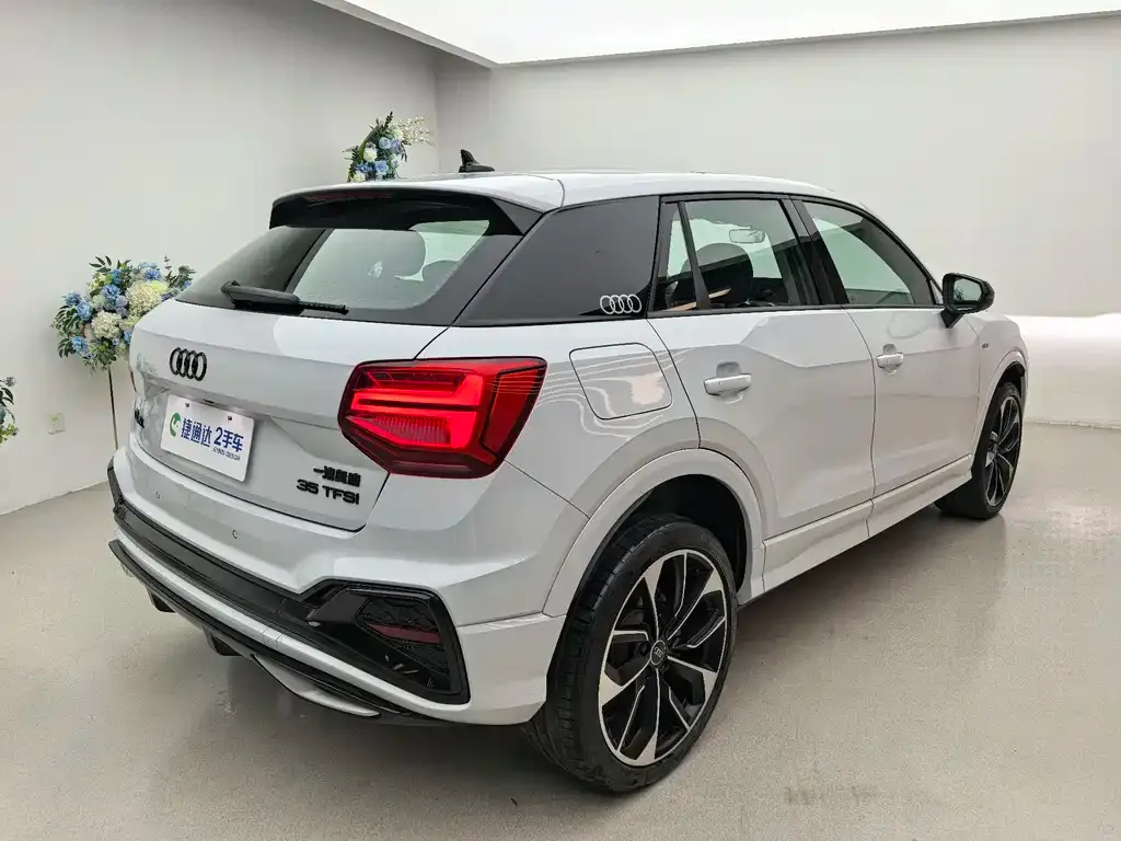 Audi Q2L 2024 из CN, фото 8
