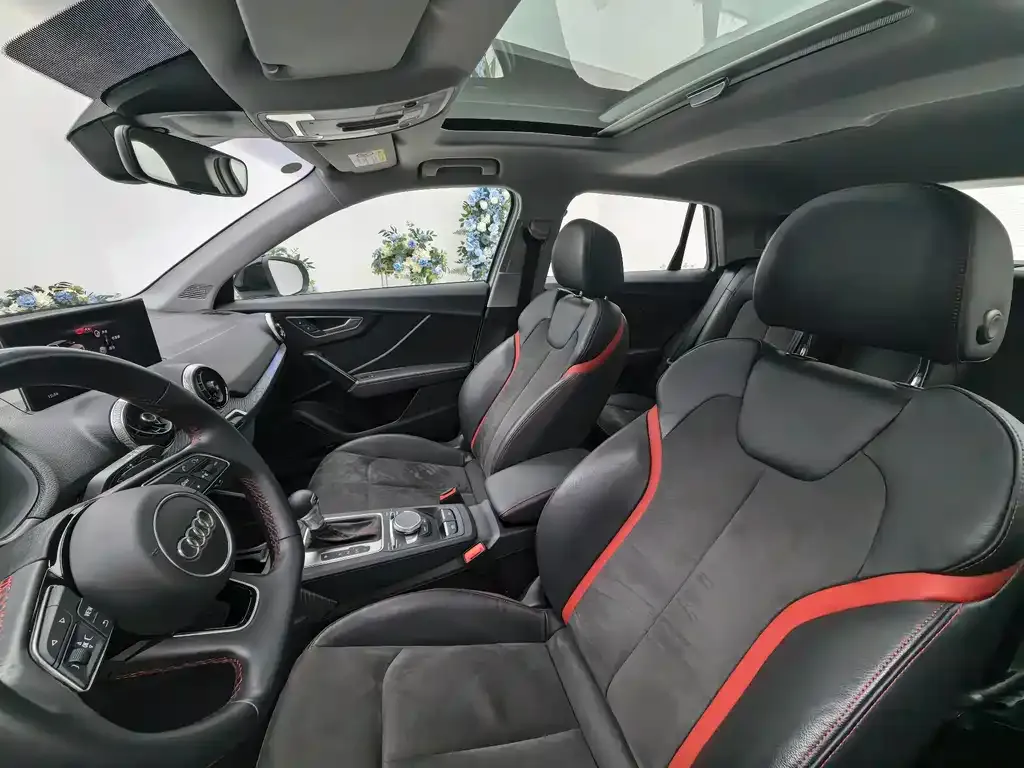 Audi Q2L 2024 из CN, фото 5