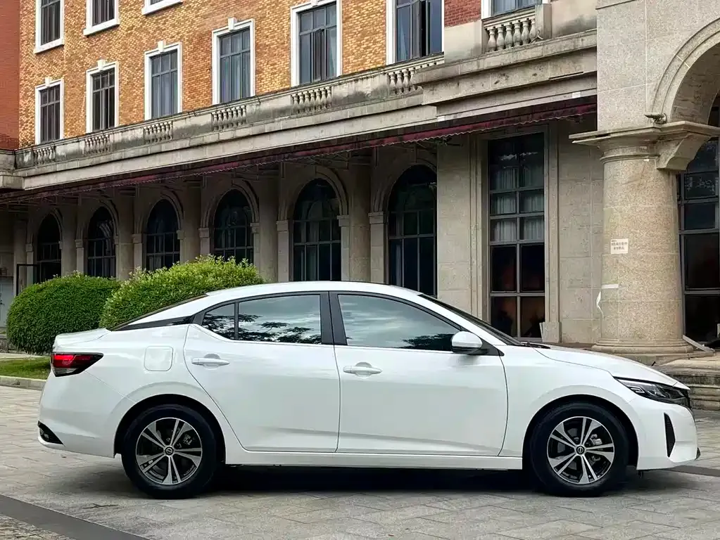 Nissan Sylphy 2024 из CN, фото 9