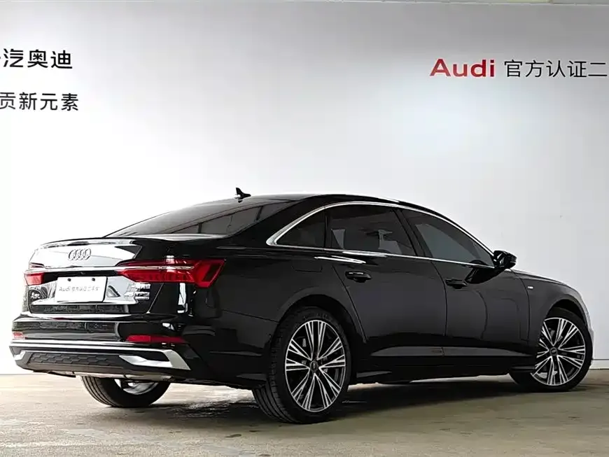 Audi A6L — фото 2