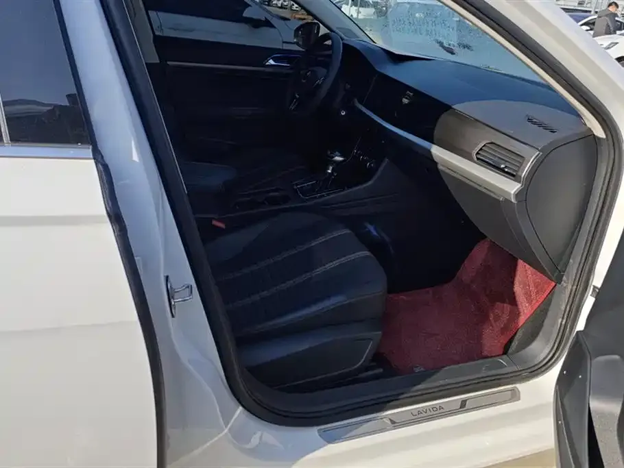 Volkswagen Lavida 2021 из CN, фото 8