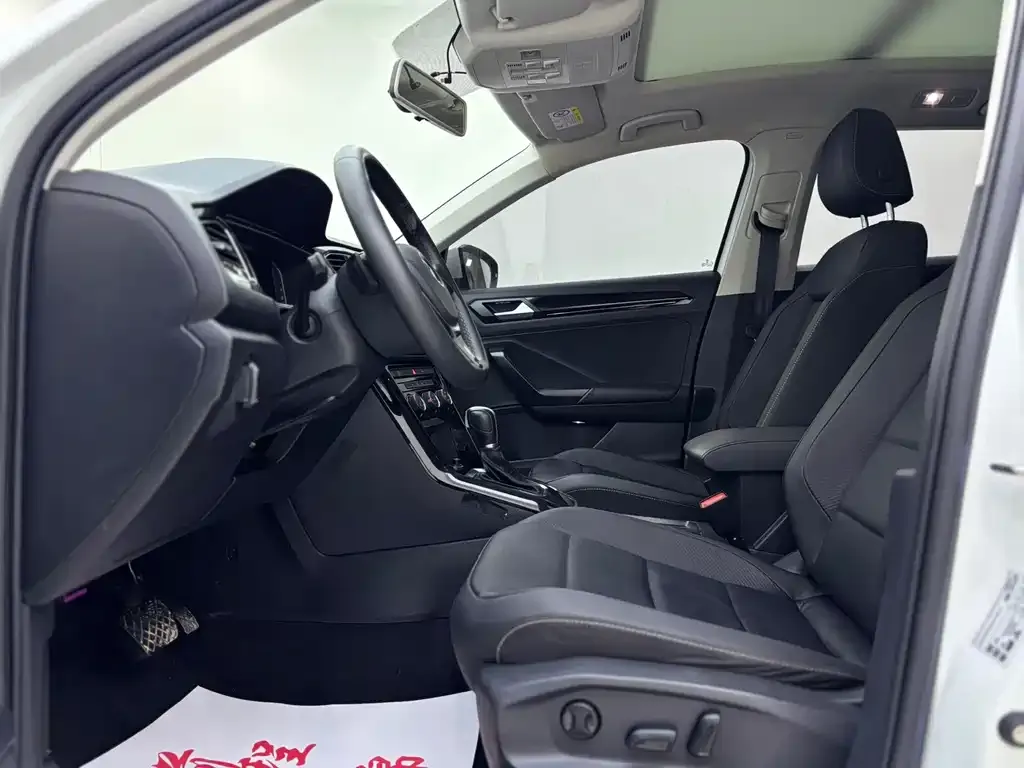 Volkswagen T-Roc 2022 из CN, фото 7