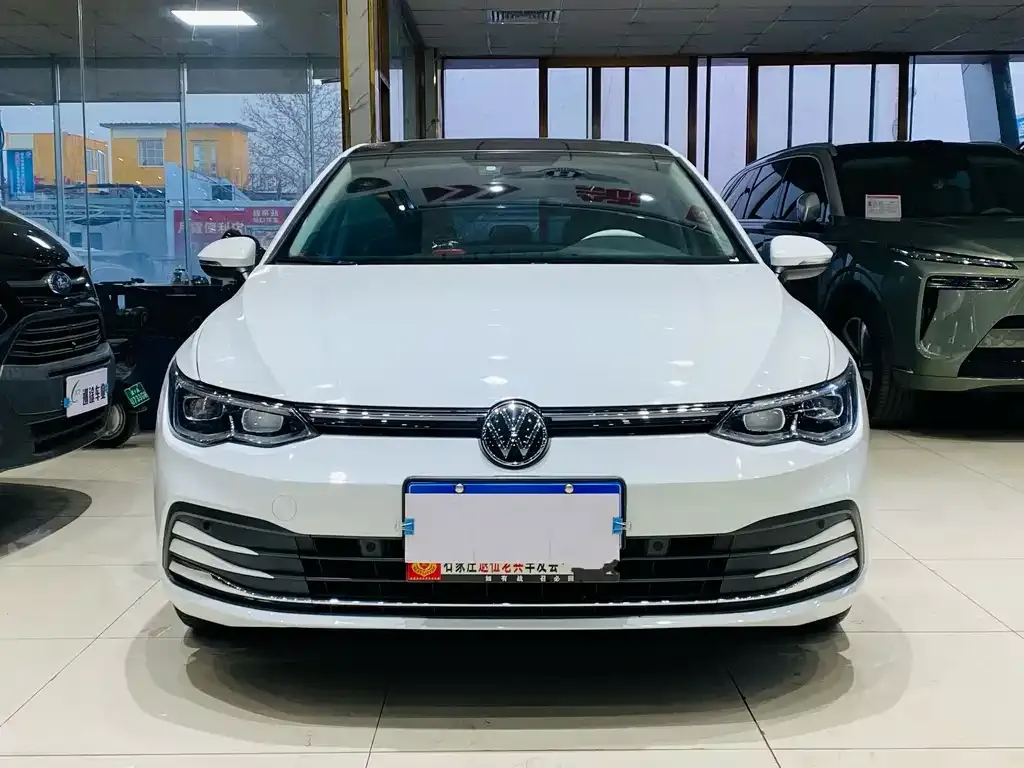 Volkswagen Golf 2022 из CN, фото 7
