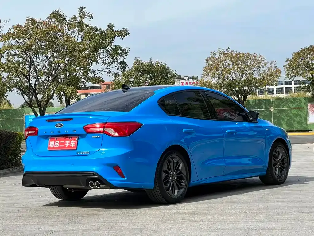 Ford Focus 2022 из CN, фото 6