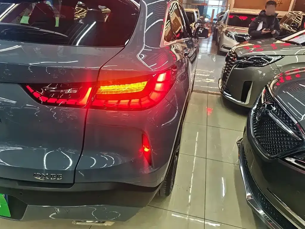 Infiniti QX55 2025 из CN, фото 9