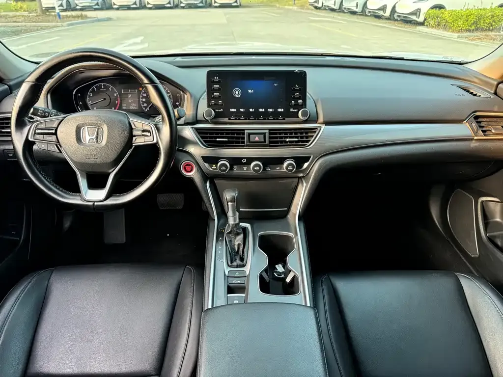 Honda Accord 2021 из CN, фото 3