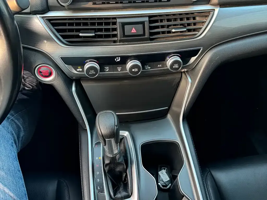 Honda Accord 2021 из CN, фото 8