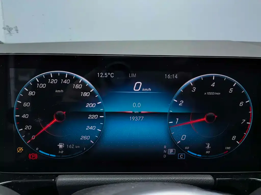 Mercedes-Benz GLA 2021 из CN, фото 2