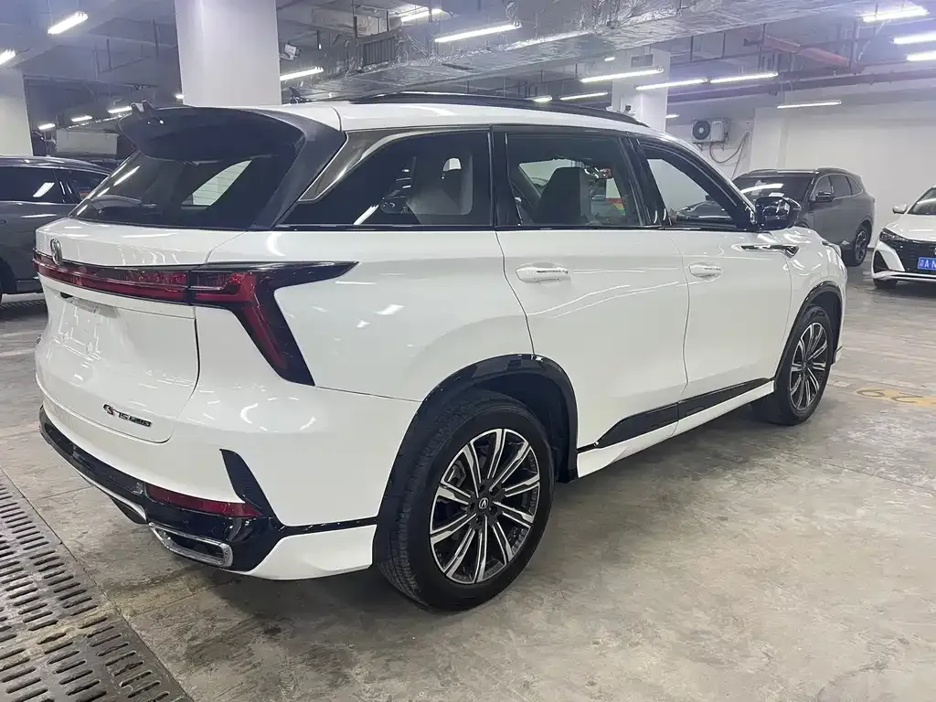 Changan CS75PLUS — фото 4