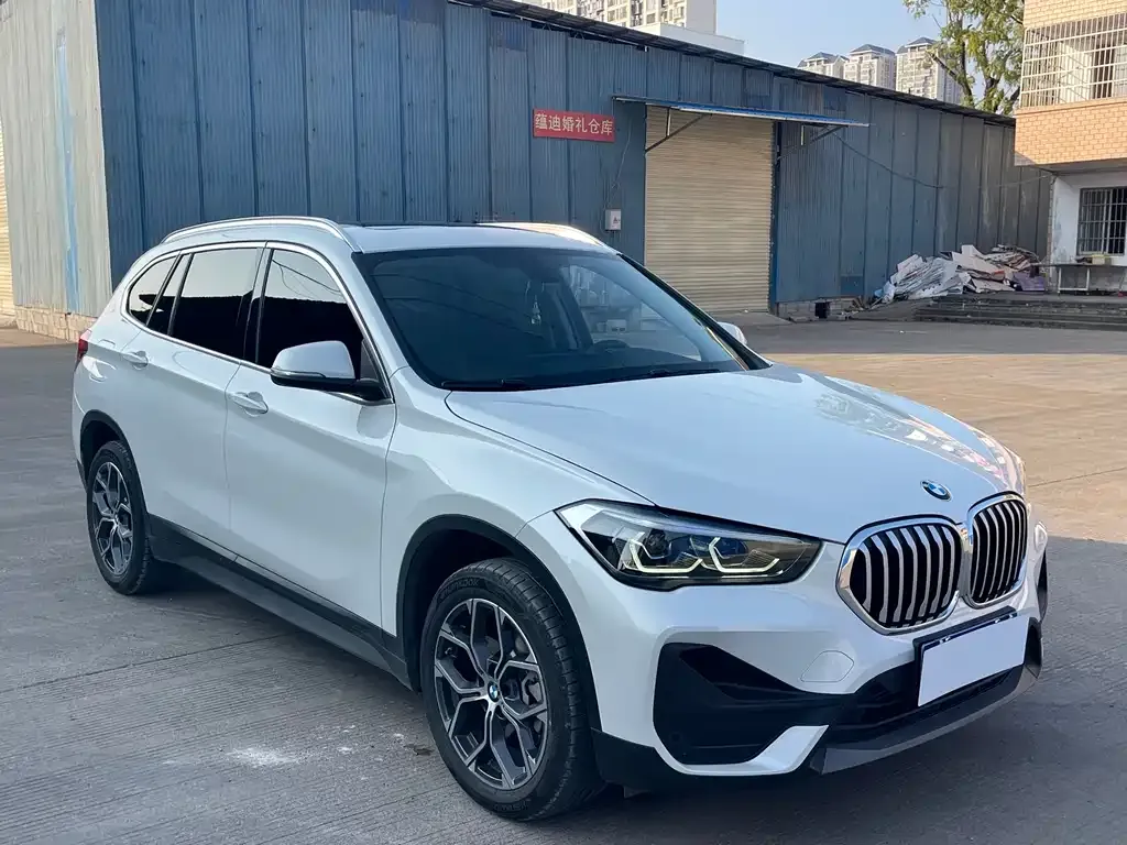 BMW X1 2022 из CN, фото 3