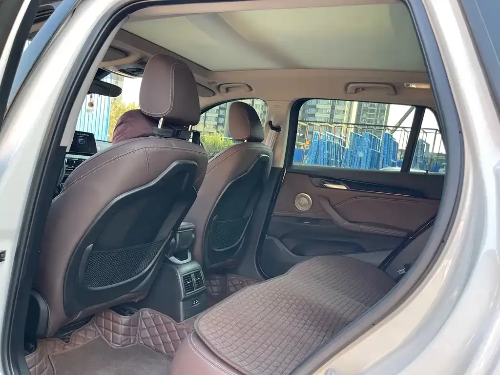 BMW X1 2022 из CN, фото 7