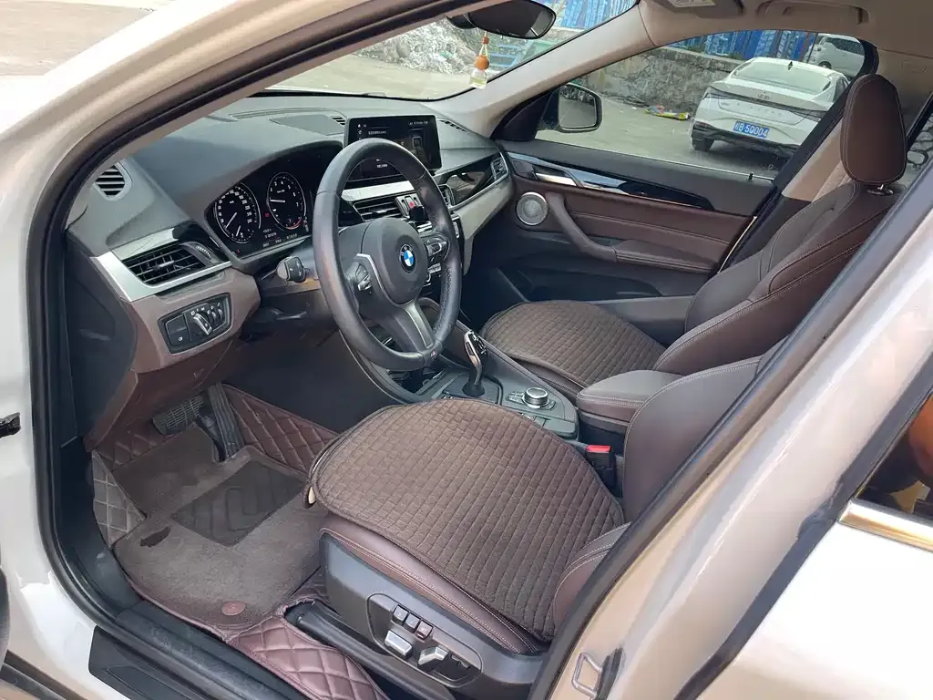 BMW X1 2022 из CN, фото 2