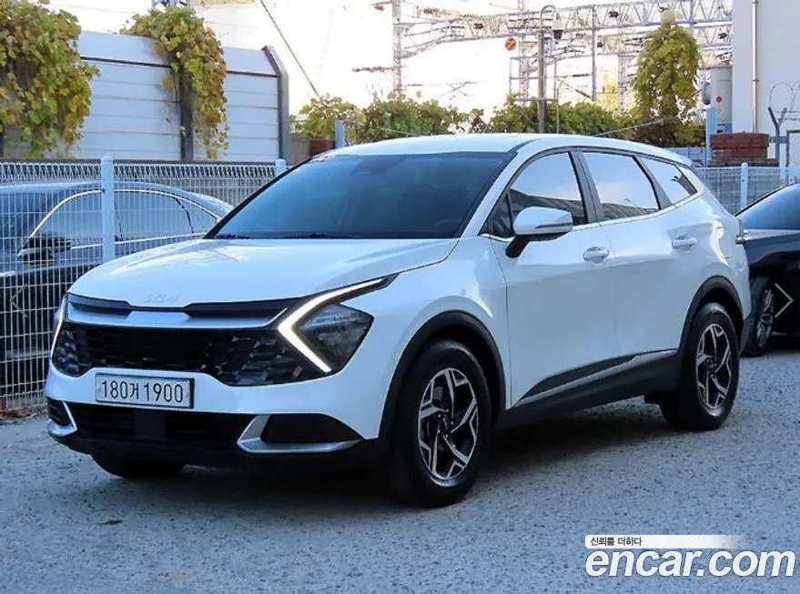 Kia Sportage 2022 из KR, фото 1
