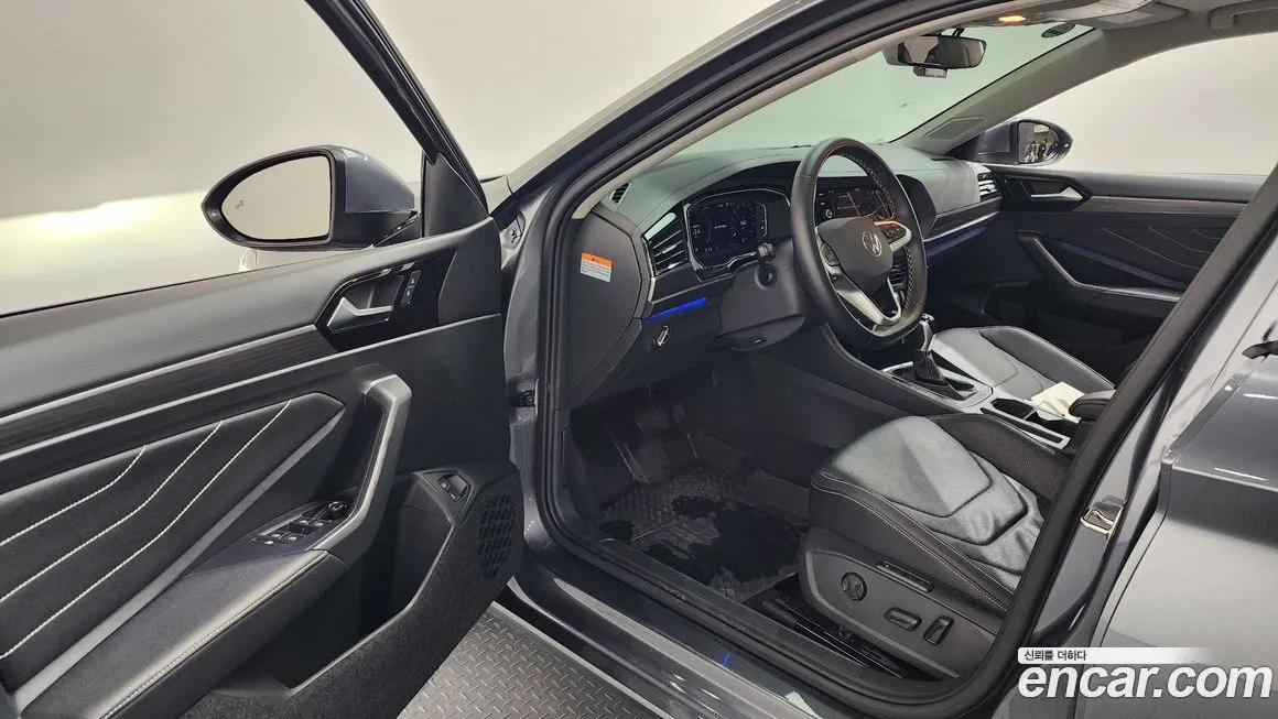 Volkswagen Jetta 2023 из KR, фото 10