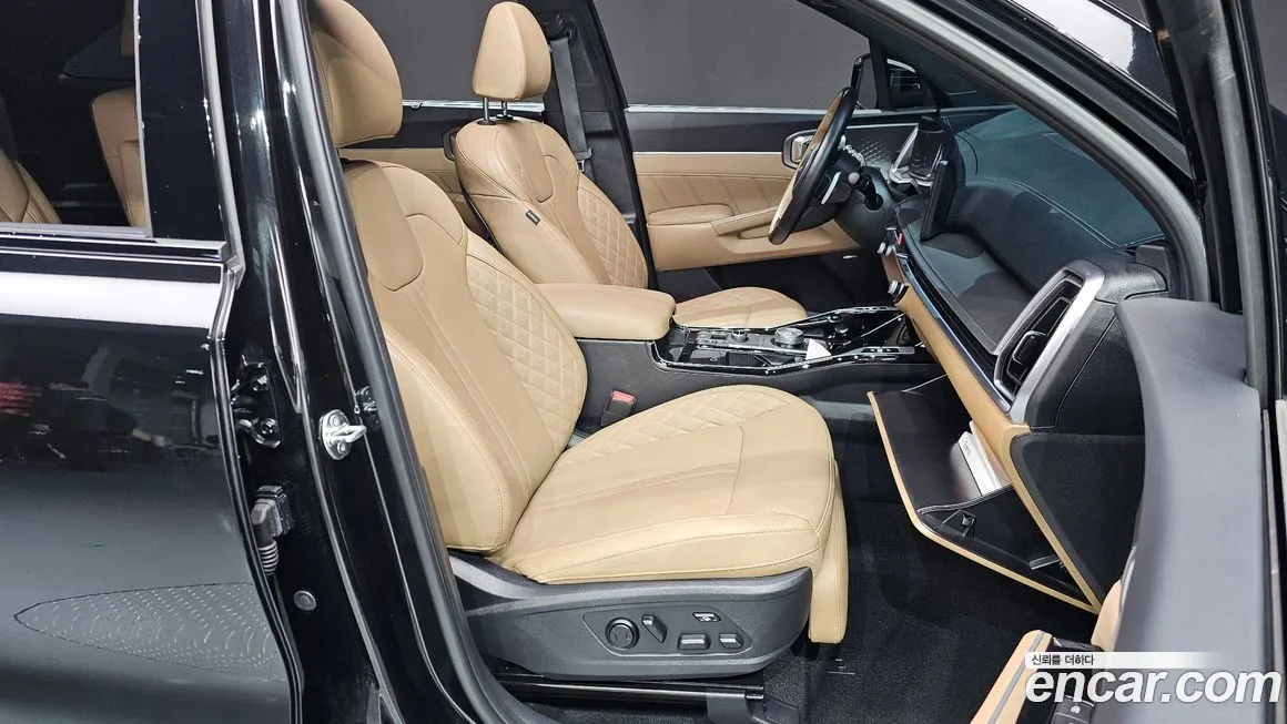 Kia Sorento — фото 9