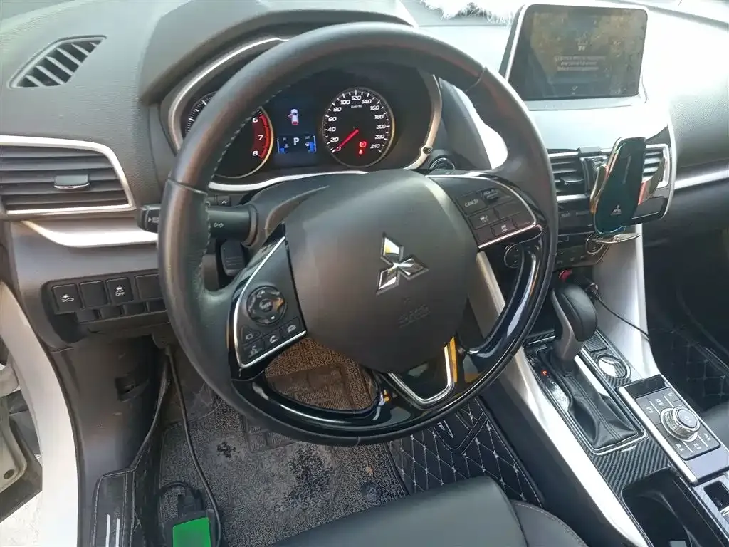 Mitsubishi Eclipse Cross 2021 из CN, фото 3