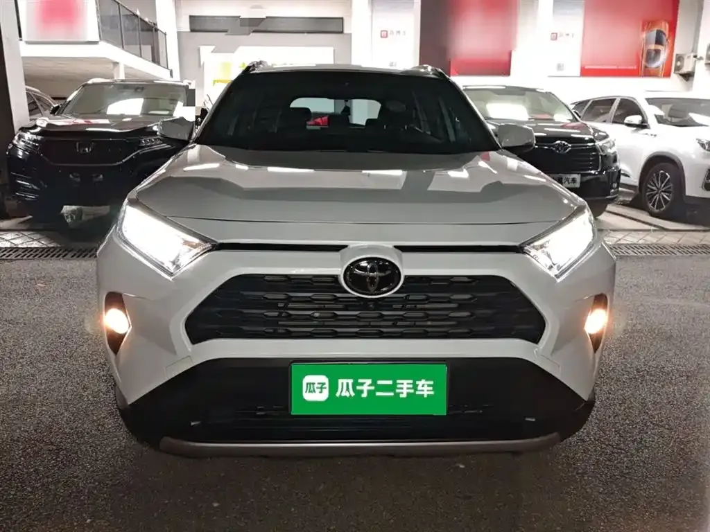 Toyota RAV4 2021 из CN, фото 9