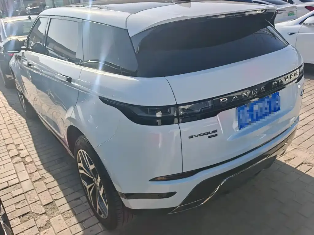 Land Rover Evoque — фото 9