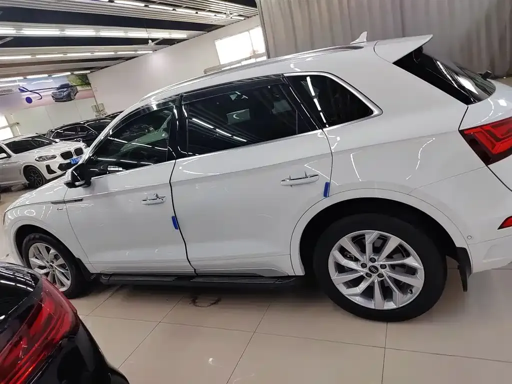 Audi Q5L 2022 из CN, фото 5
