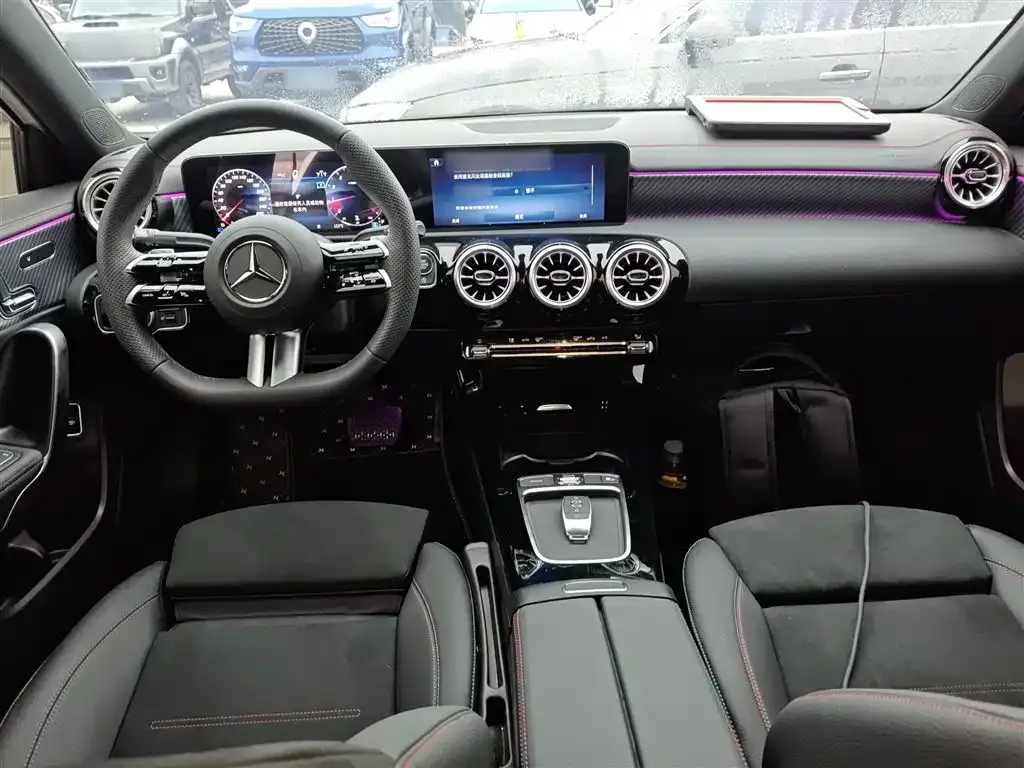 Mercedes-Benz A-Class 2024 из CN, фото 10