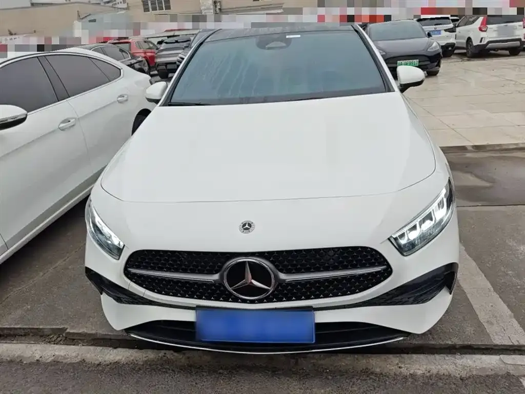 Mercedes-Benz A-Class 2024 из CN, фото 3