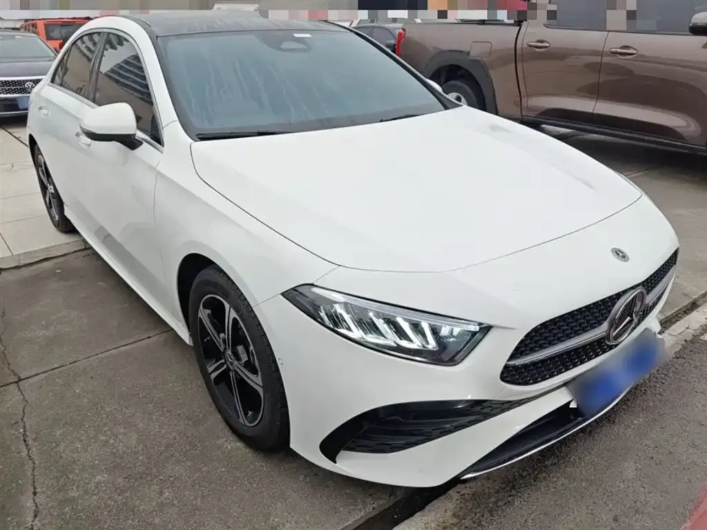 Mercedes-Benz A-Class 2024 из CN, фото 4
