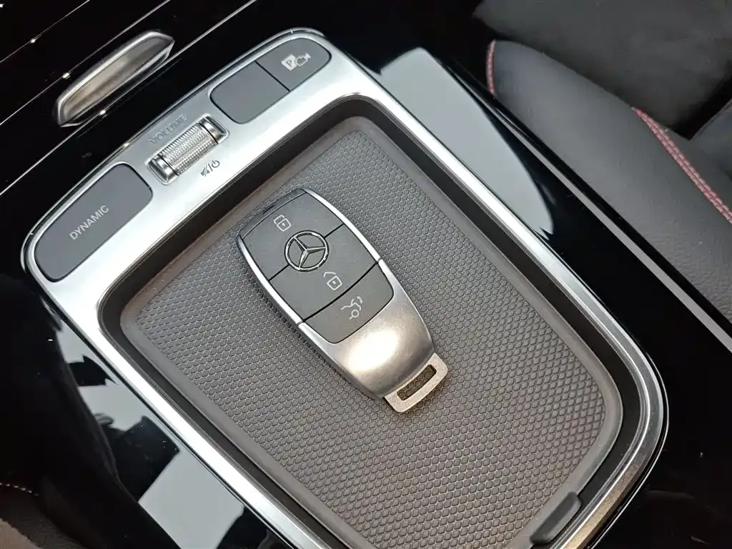 Mercedes-Benz A-Class 2024 из CN, фото 9