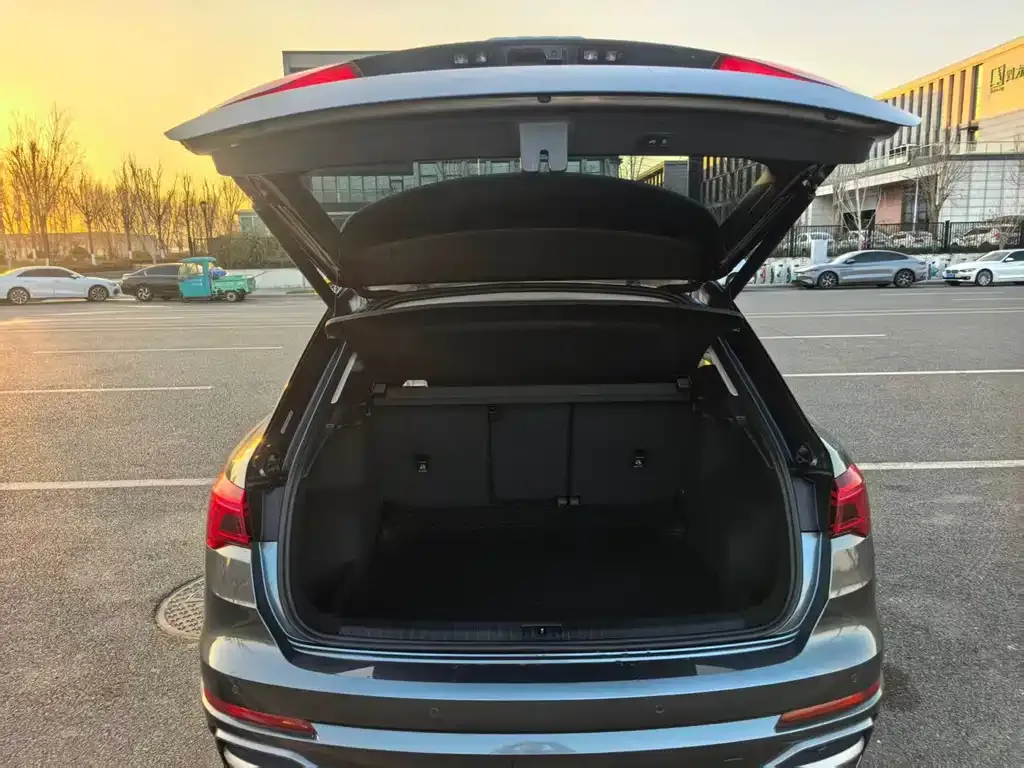Audi Q3 2021 из CN, фото 6