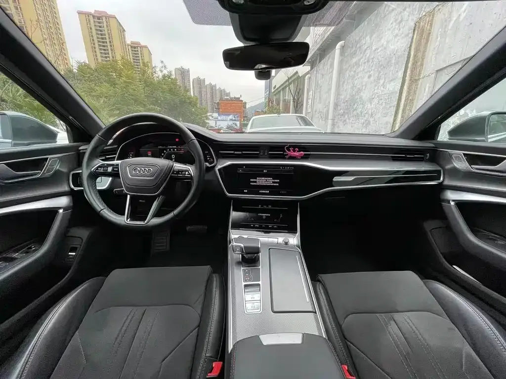 Audi A6L 2024 из CN, фото 2