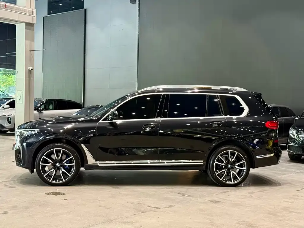 BMW X7 2021 из CN, фото 3