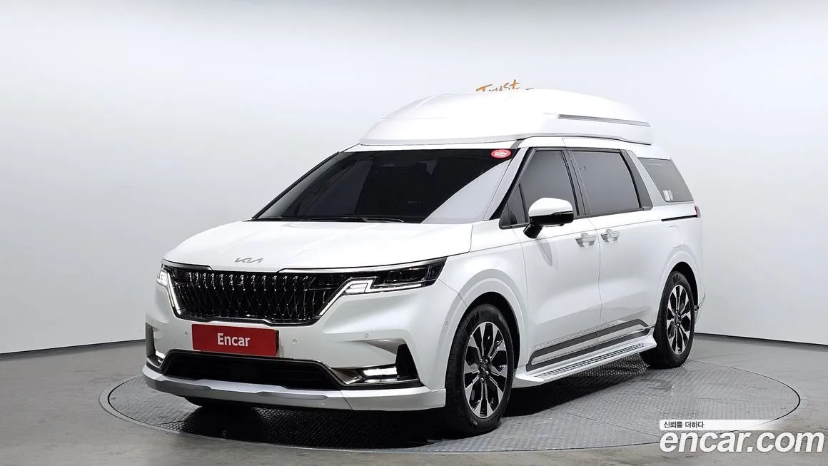 Kia Carnival — фото 1