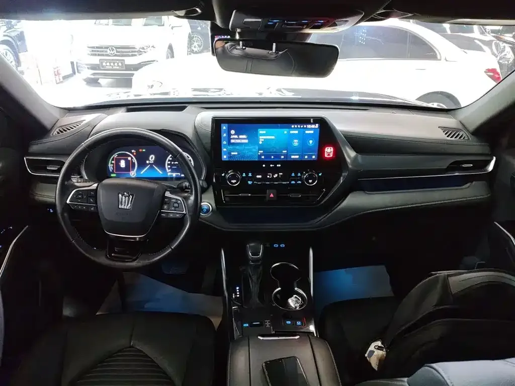 Toyota Crown Kluger 2021 из CN, фото 5