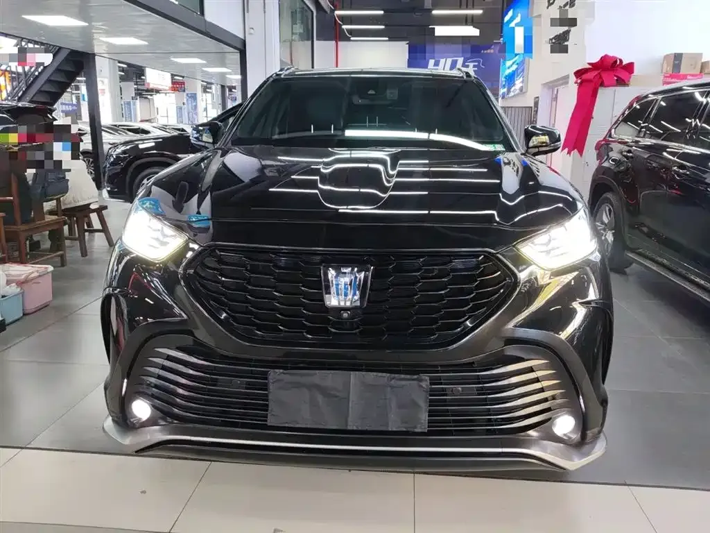 Toyota Crown Kluger 2021 из CN, фото 2
