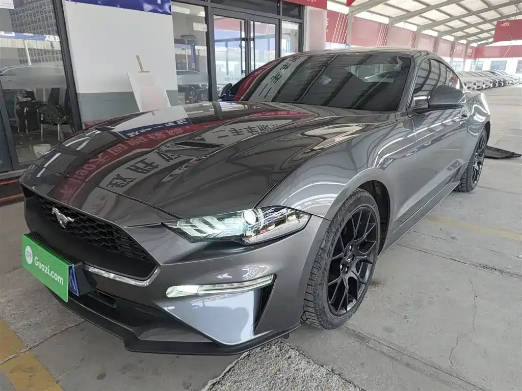 Ford Mustang 2023 из CN, фото 1