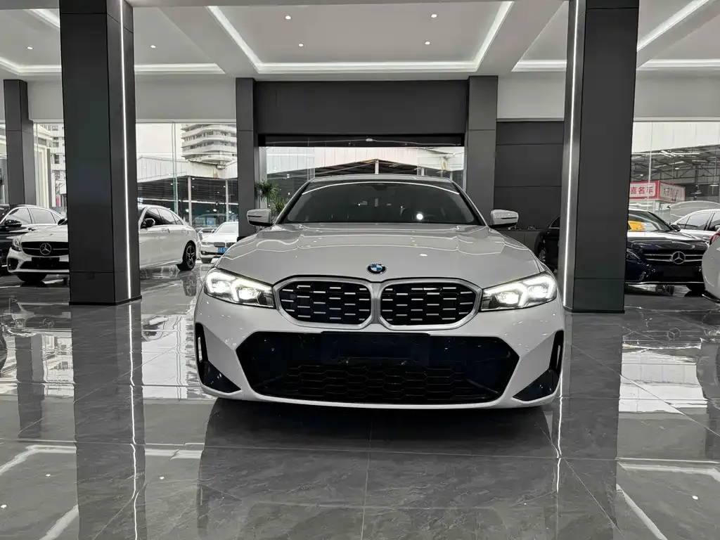 BMW 3 Series 2023 из CN, фото 7