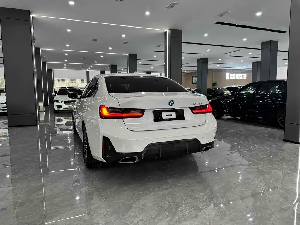 BMW 3 Series 2023 из CN, фото 3