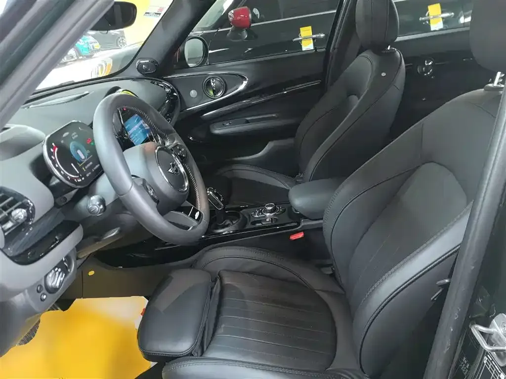 MINI Clubman JCW 2022 из CN, фото 3