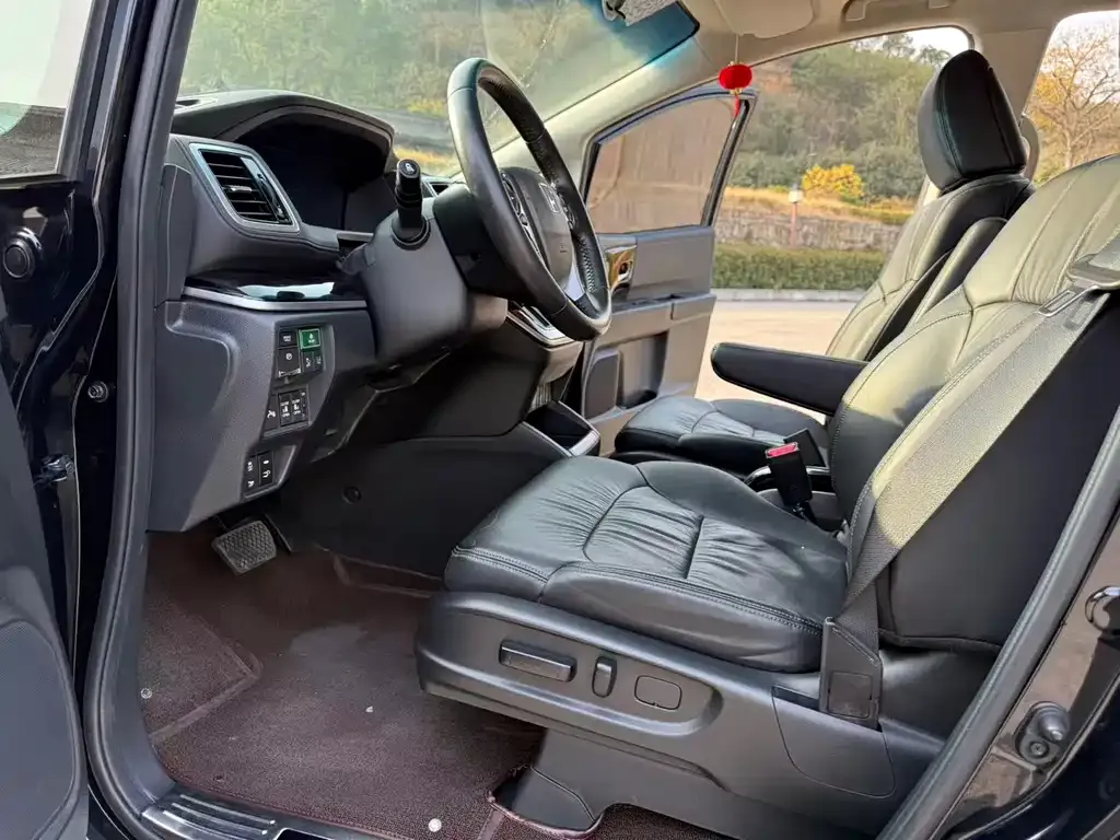 Honda Odyssey 2021 из CN, фото 7