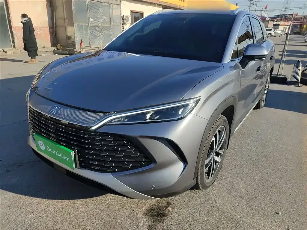 BYD L DM-i — фото 9