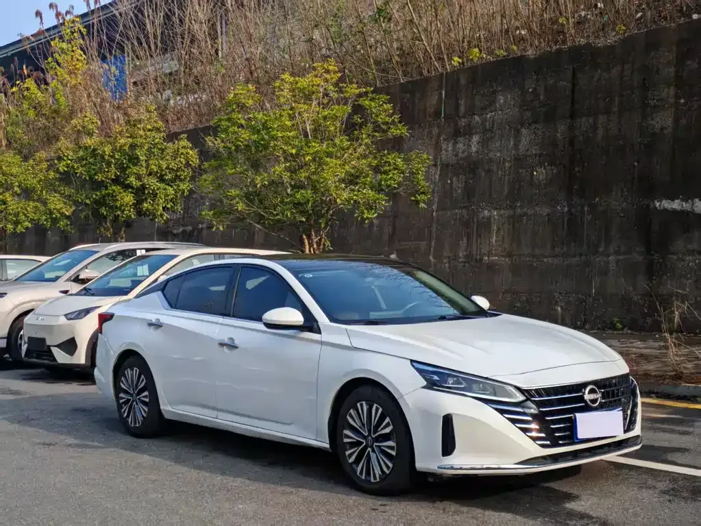 Nissan Teana 2023 из CN, фото 4