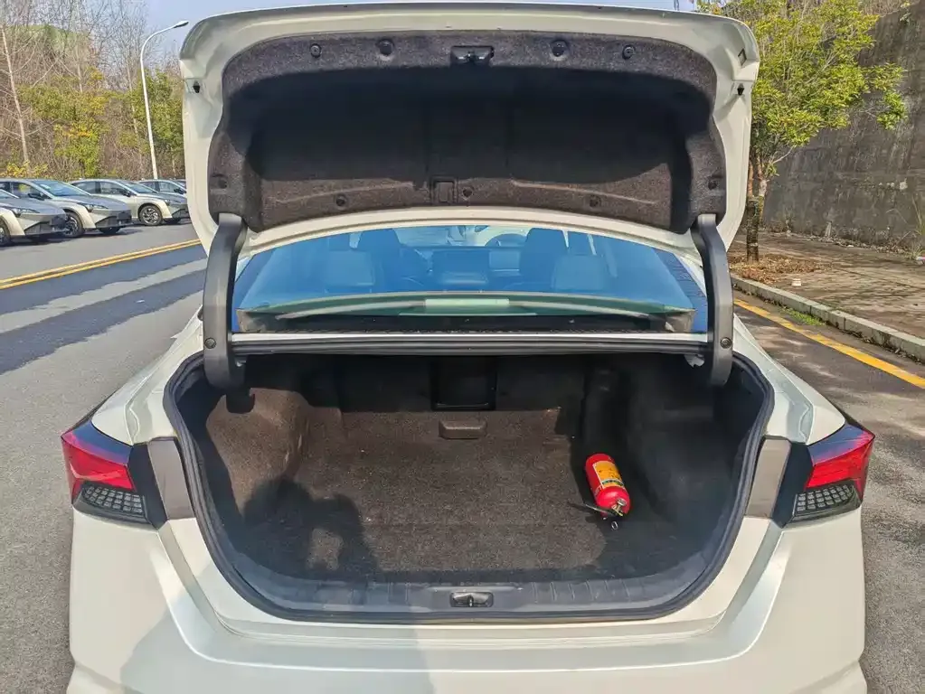 Nissan Teana 2023 из CN, фото 5