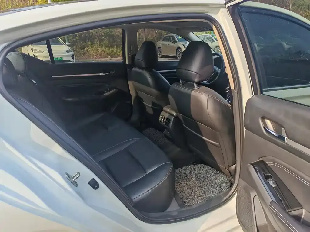 Nissan Teana 2023 из CN, фото 10