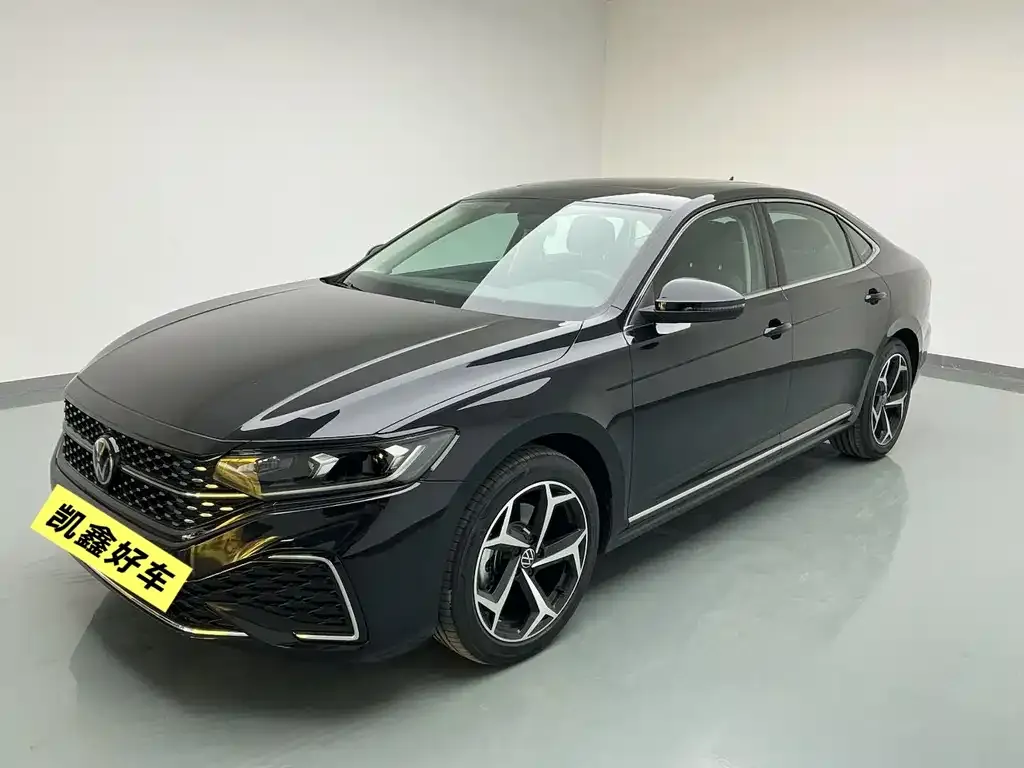 Volkswagen Passat 2024 из CN, фото 1