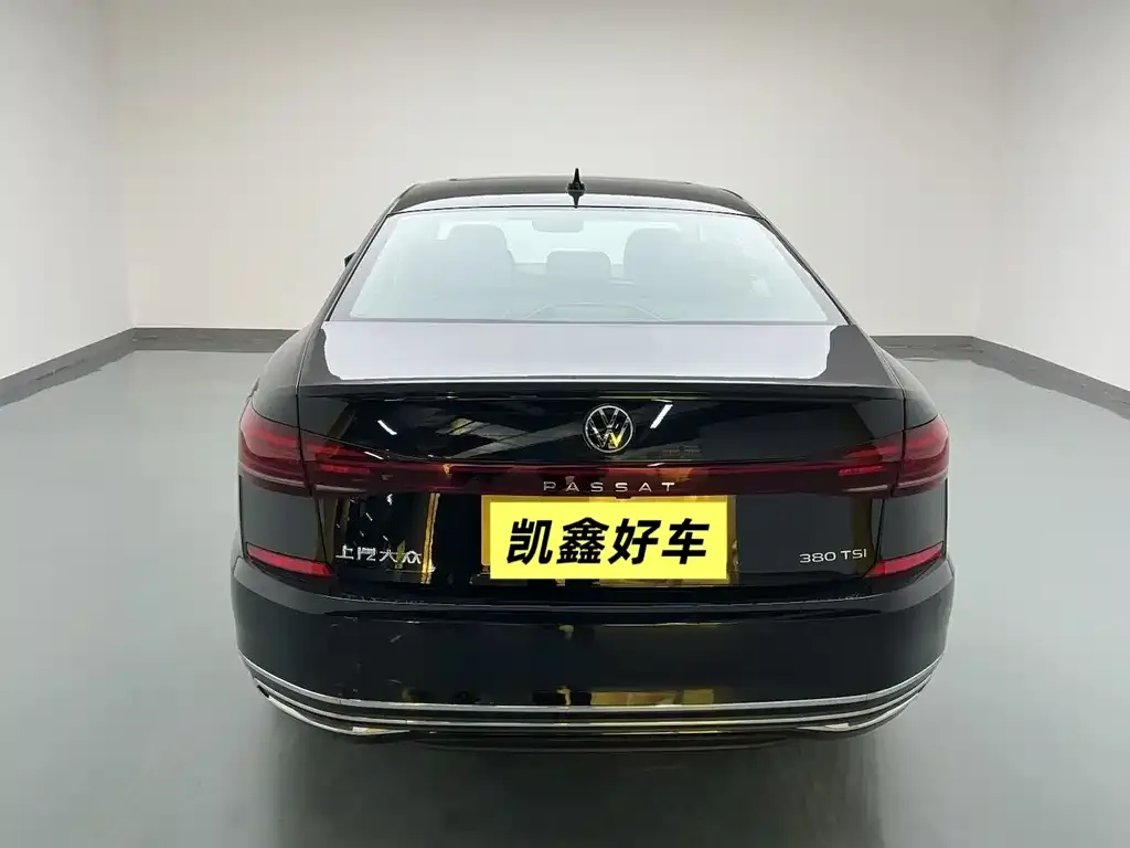 Volkswagen Passat 2024 из CN, фото 2