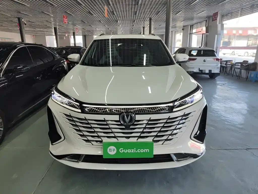 Changan CS75PLUS 2024 из CN, фото 2